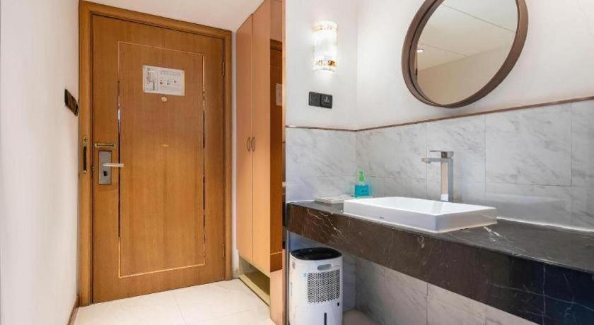 Jinjiang Metropolo Hongqiao International Exhibition Center Branch 3*