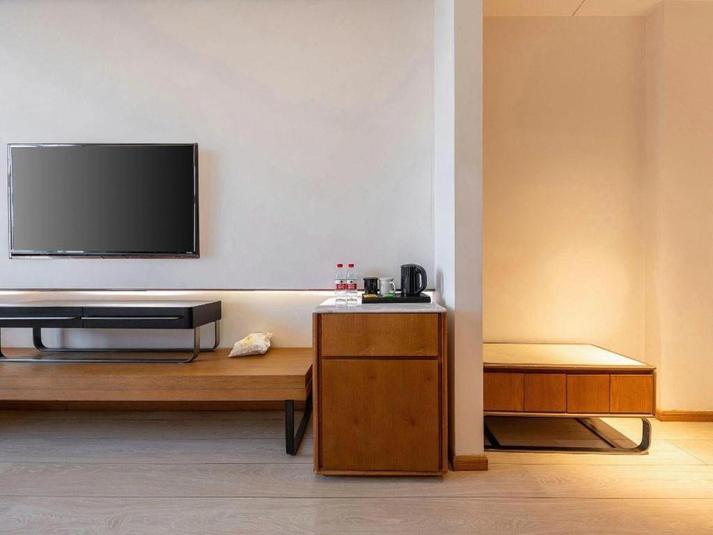Jinjiang Metropolo Hongqiao International Exhibition Center Branch Hotel