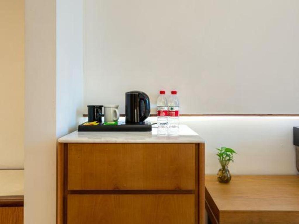 Jinjiang Metropolo Hongqiao International Exhibition Center Branch Hotel 3*