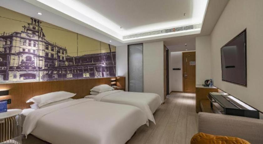 Jinjiang Metropolo Hongqiao International Exhibition Center Branch Hotel